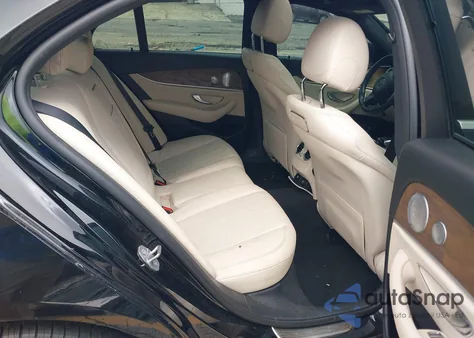 2018 Mercedes-Benz E 300 4Matic из США, поврежденный, VIN WDDZF4KB6JA443377